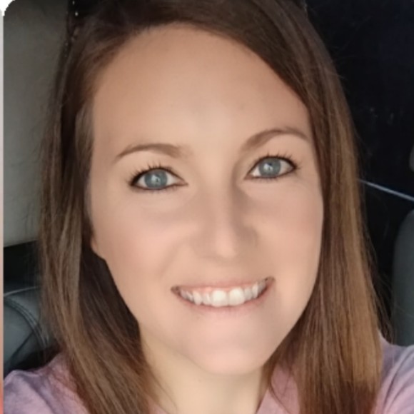 Meet your Posher, Heather - Picture 1 of 1